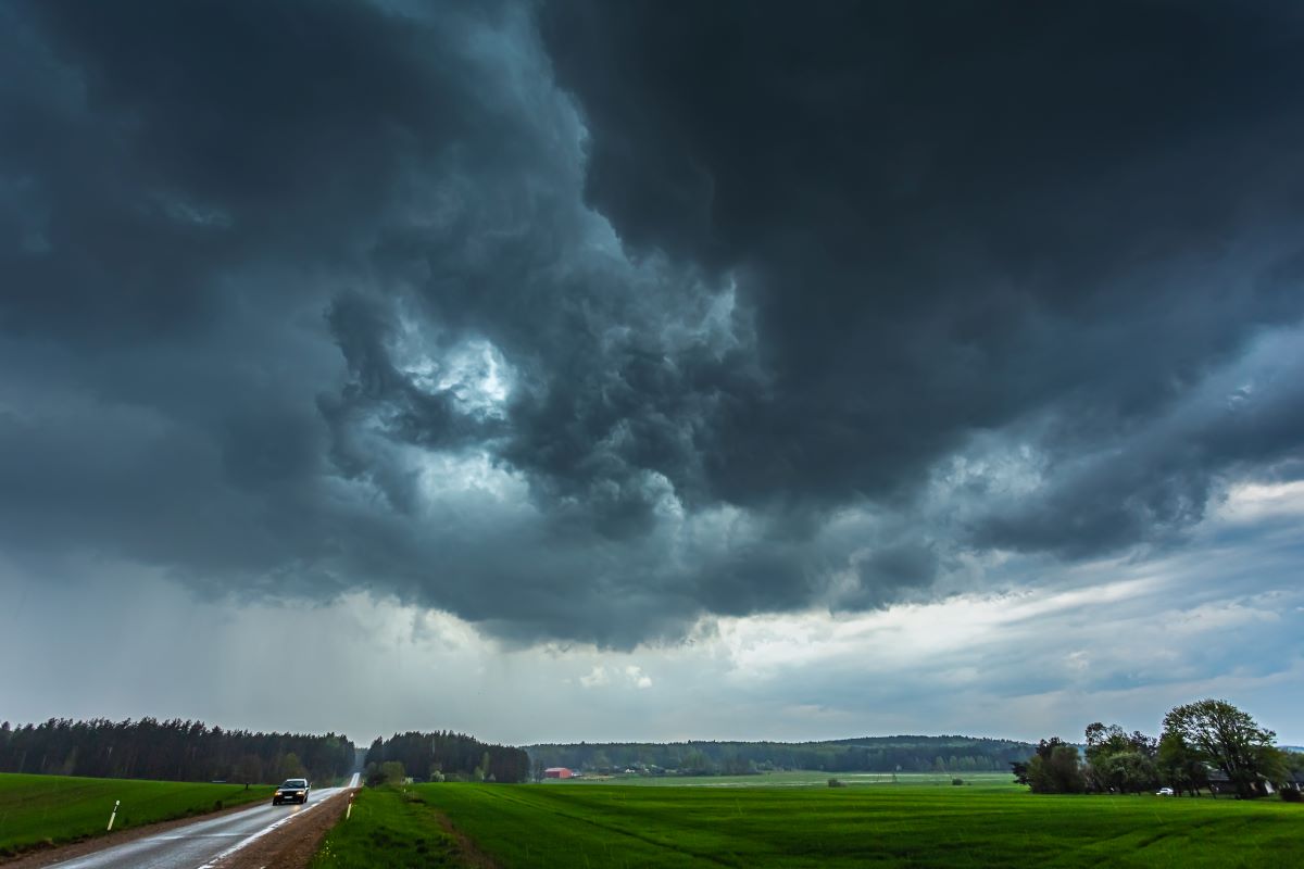 Sturm & Unwetter in Aachen — Richtige Vorsorge und Verhalten
